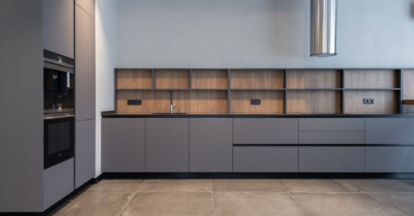 Storage Table - Spacious kitchen in modern apartment