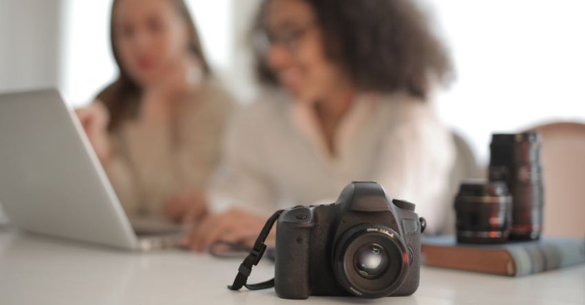 Focal Table - Professional photo camera on table in bright room